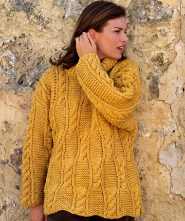 Pull avec Point en Relief et Torsades