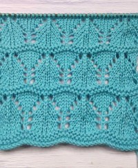 Point Ajouré à Vagues au Tricot